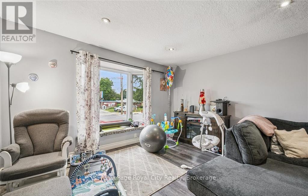 1236 Ottawa Street S, Kitchener, Ontario  N2E 1L8 - Photo 6 - X12262184