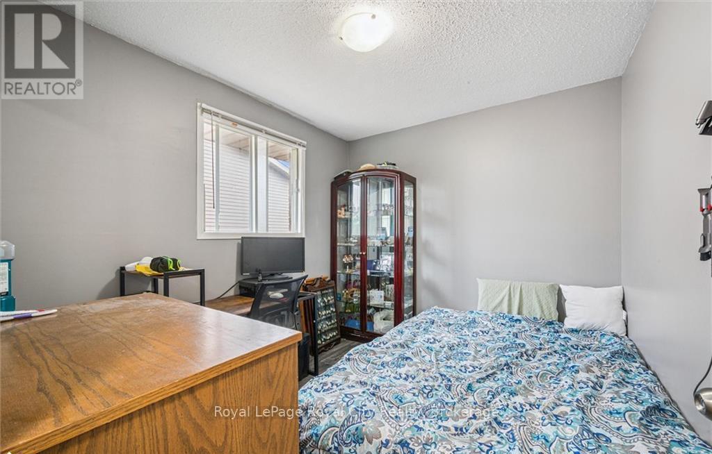 1236 Ottawa Street S, Kitchener, Ontario  N2E 1L8 - Photo 9 - X12262184