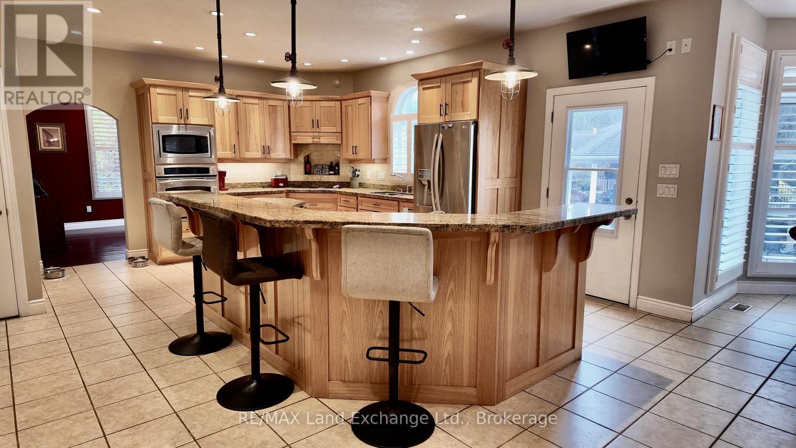 19 Stoney Island Crescent, Kincardine, Ontario  N2Z 2X6 - Photo 18 - X12262188
