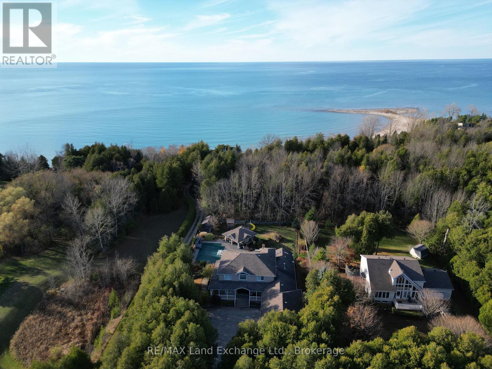 19 Stoney Island Crescent, Kincardine, Ontario  N2Z 2X6 - Photo 4 - X12262188