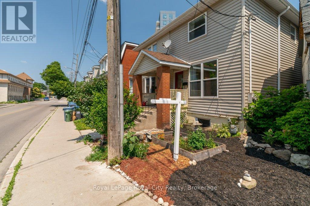 104 Neeve Street, Guelph, Ontario  N1E 5S1 - Photo 3 - X12262307