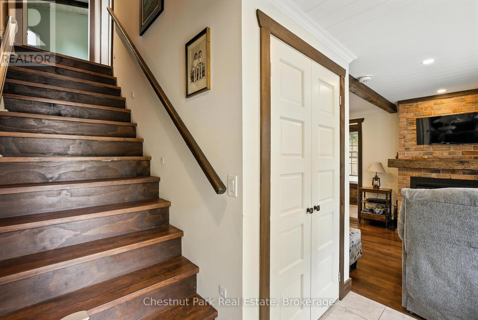 212 James Street, Bracebridge, Ontario  P1L 2B8 - Photo 33 - X12262438