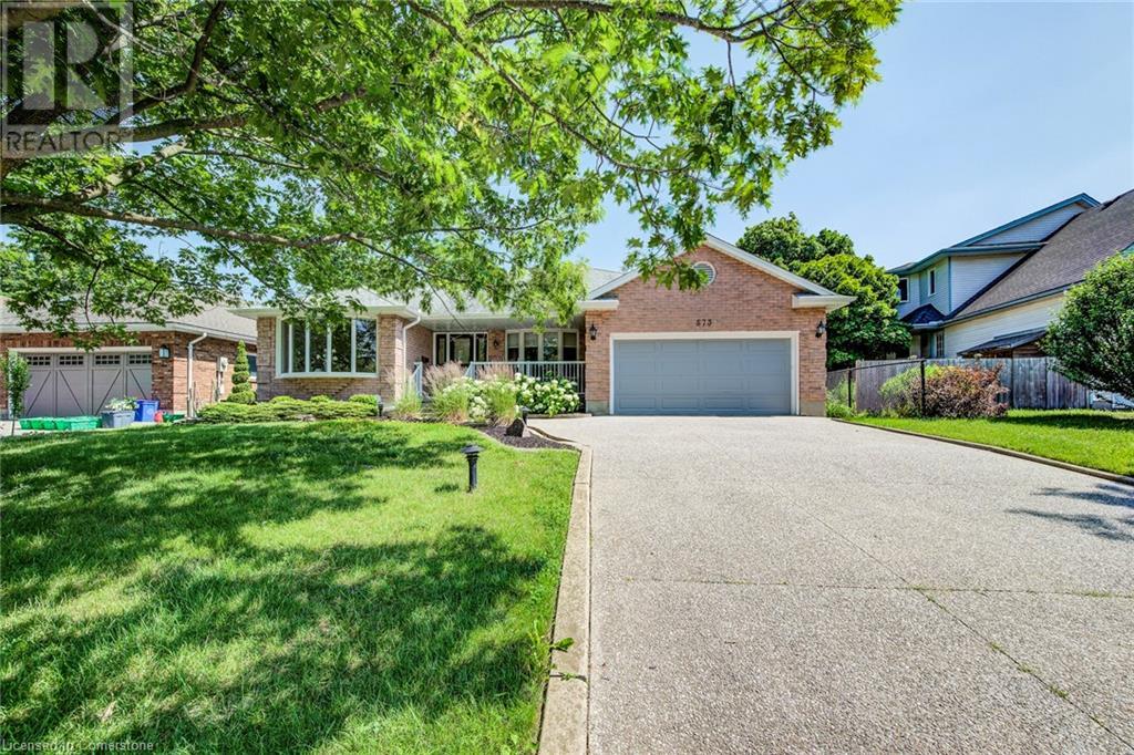 573 Hemingway Place, Waterloo, Ontario  N2T 1Z4 - Photo 2 - 40747128
