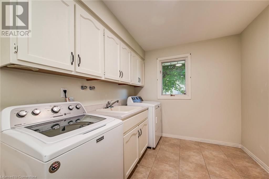 573 Hemingway Place, Waterloo, Ontario  N2T 1Z4 - Photo 34 - 40747128