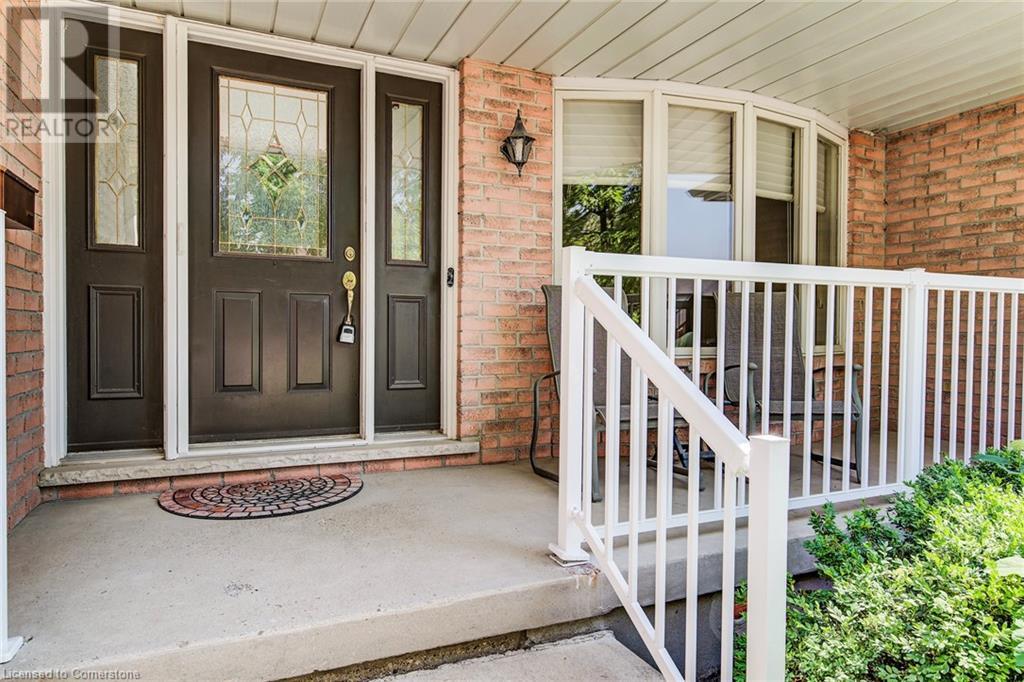 573 Hemingway Place, Waterloo, Ontario  N2T 1Z4 - Photo 5 - 40747128