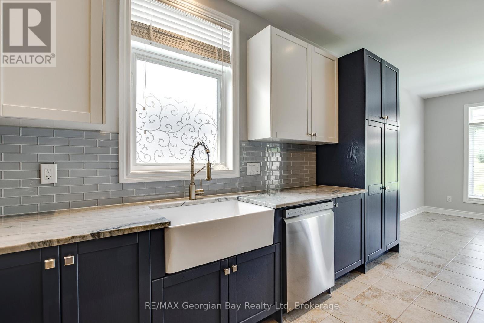 426 Russ Howard Drive, Midland, Ontario  L4R 0A6 - Photo 8 - S12262637