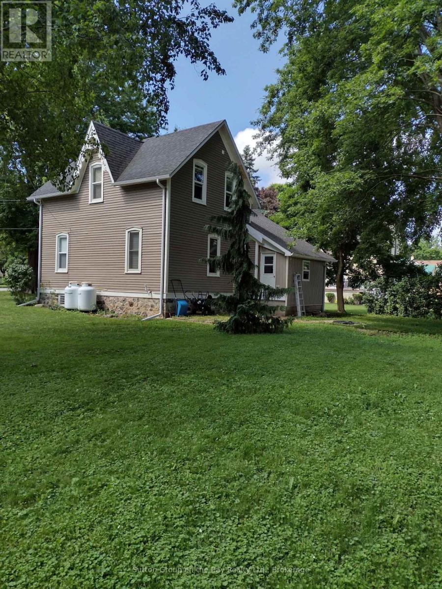 168 Cargiill Road, Brockton, Ontario  N0G 1J0 - Photo 5 - X12262562