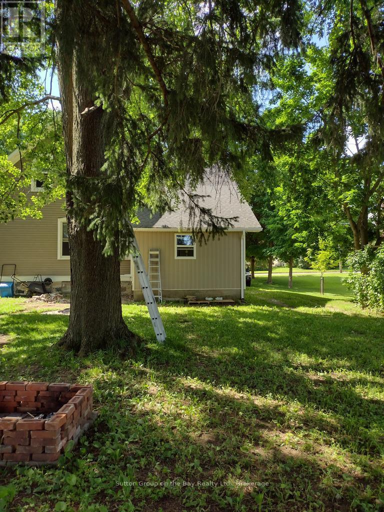 168 Cargiill Road, Brockton, Ontario  N0G 1J0 - Photo 8 - X12262562