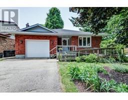 155 MAYBERRY Court, Waterloo, Ontario
