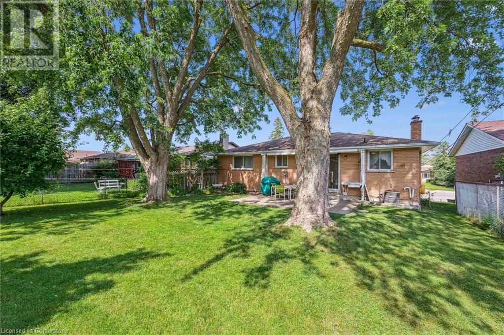 215 Westheights Drive, Kitchener, Ontario  N2N 1K2 - Photo 32 - 40742220