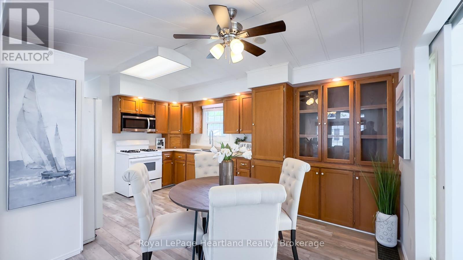 49 - 77307 Bluewater Highway, Bluewater, Ontario  N0M 1G0 - Photo 22 - X12262705