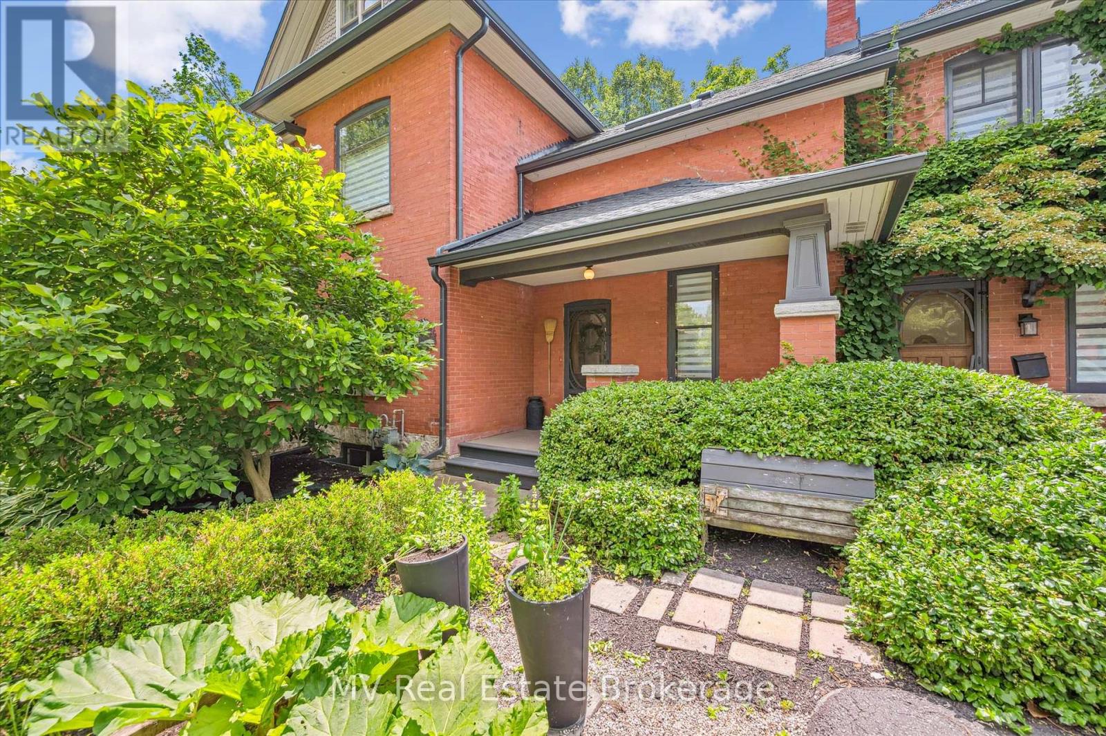 94 Colborne Street, Centre Wellington, Ontario  N0B 1S0 - Photo 42 - X12262812