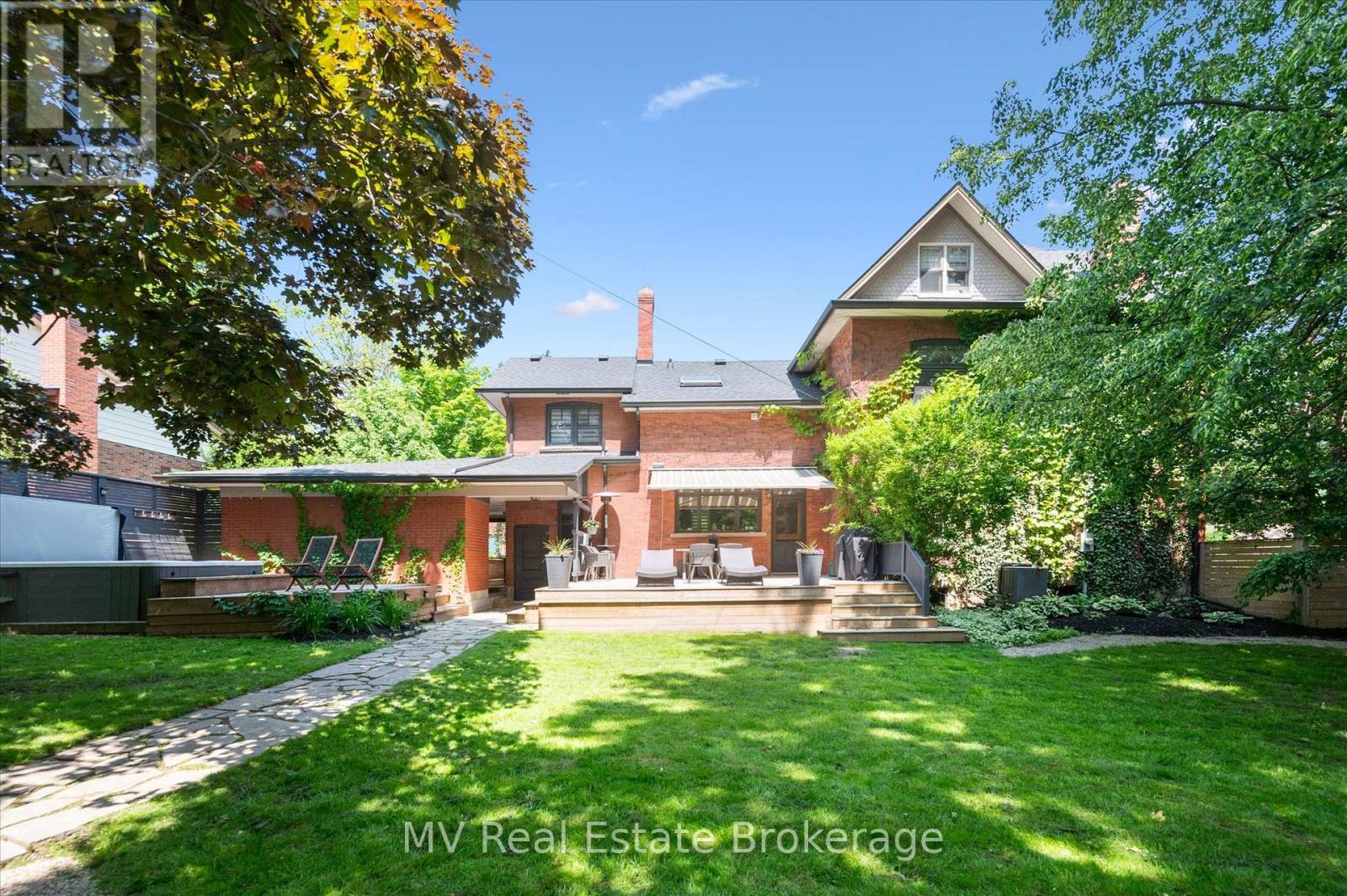 94 Colborne Street, Centre Wellington, Ontario  N0B 1S0 - Photo 47 - X12262812