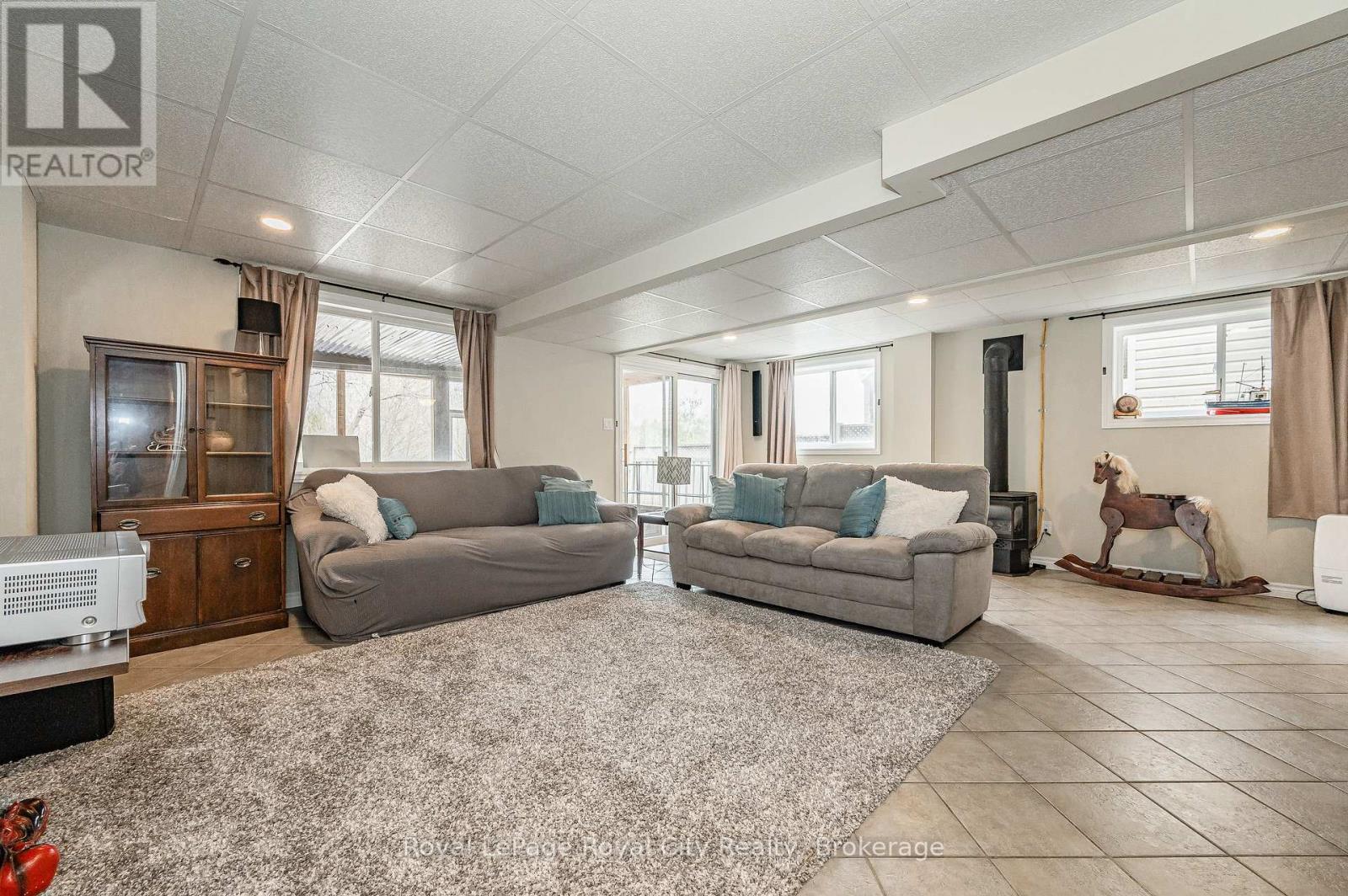 46 Fletcher Court, Guelph, Ontario  N1E 7G8 - Photo 24 - X12262844