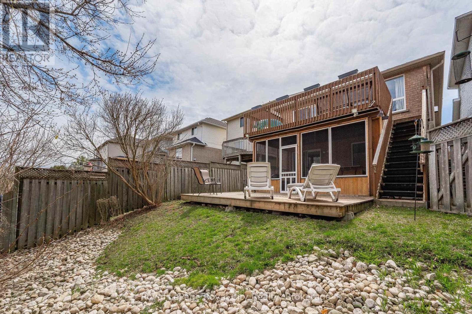 46 Fletcher Court, Guelph, Ontario  N1E 7G8 - Photo 41 - X12262844