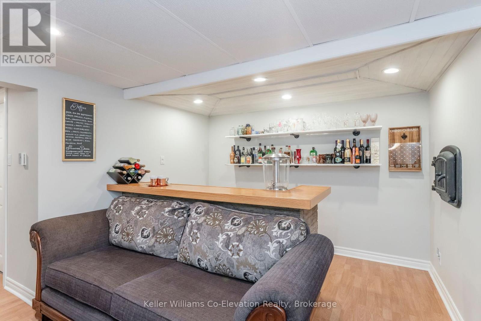 3 Keefe Street, Penetanguishene, Ontario  L9M 1B4 - Photo 27 - S12262946