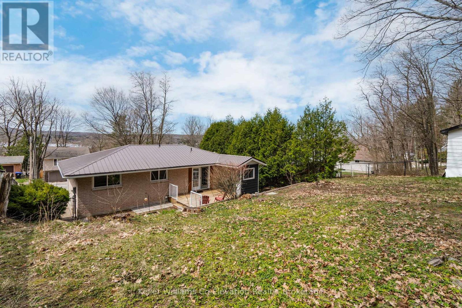 3 Keefe Street, Penetanguishene, Ontario  L9M 1B4 - Photo 36 - S12262946