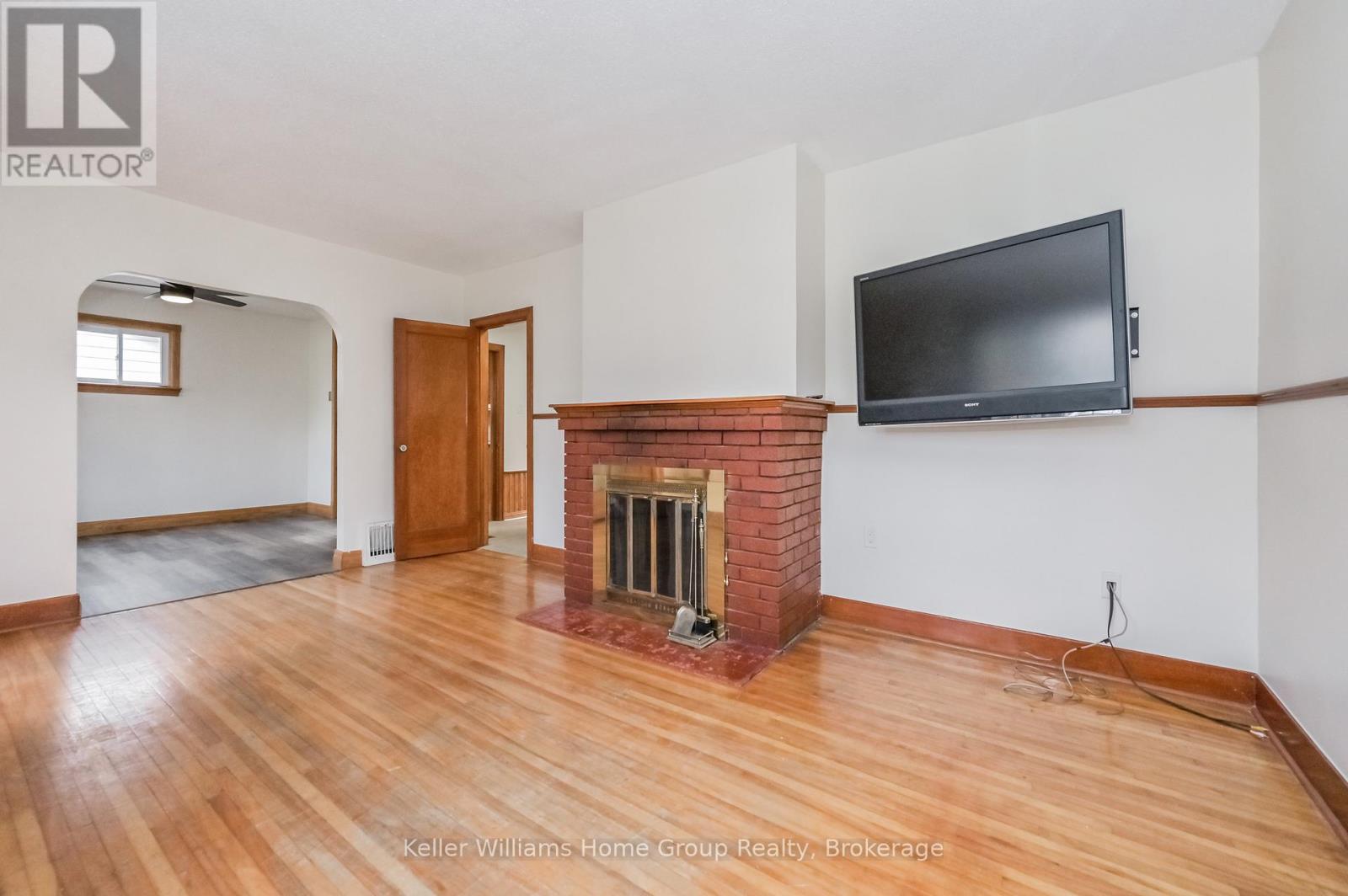 280 Waterloo Street, Wellington North, Ontario  N0G 2L3 - Photo 17 - X12262891