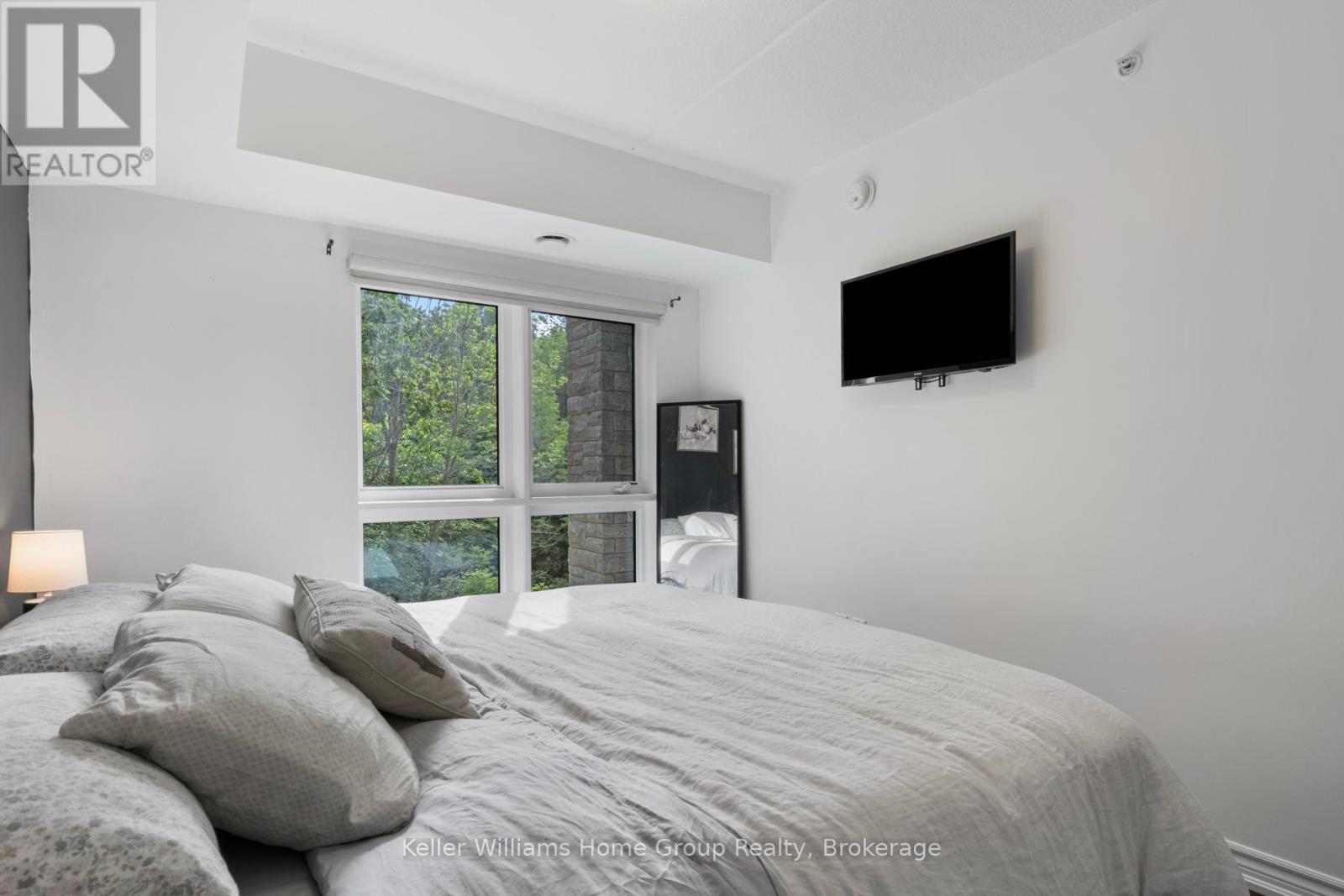 203 - 50 Bryan Court, Kitchener, Ontario  N2A 4N4 - Photo 6 - X12262892