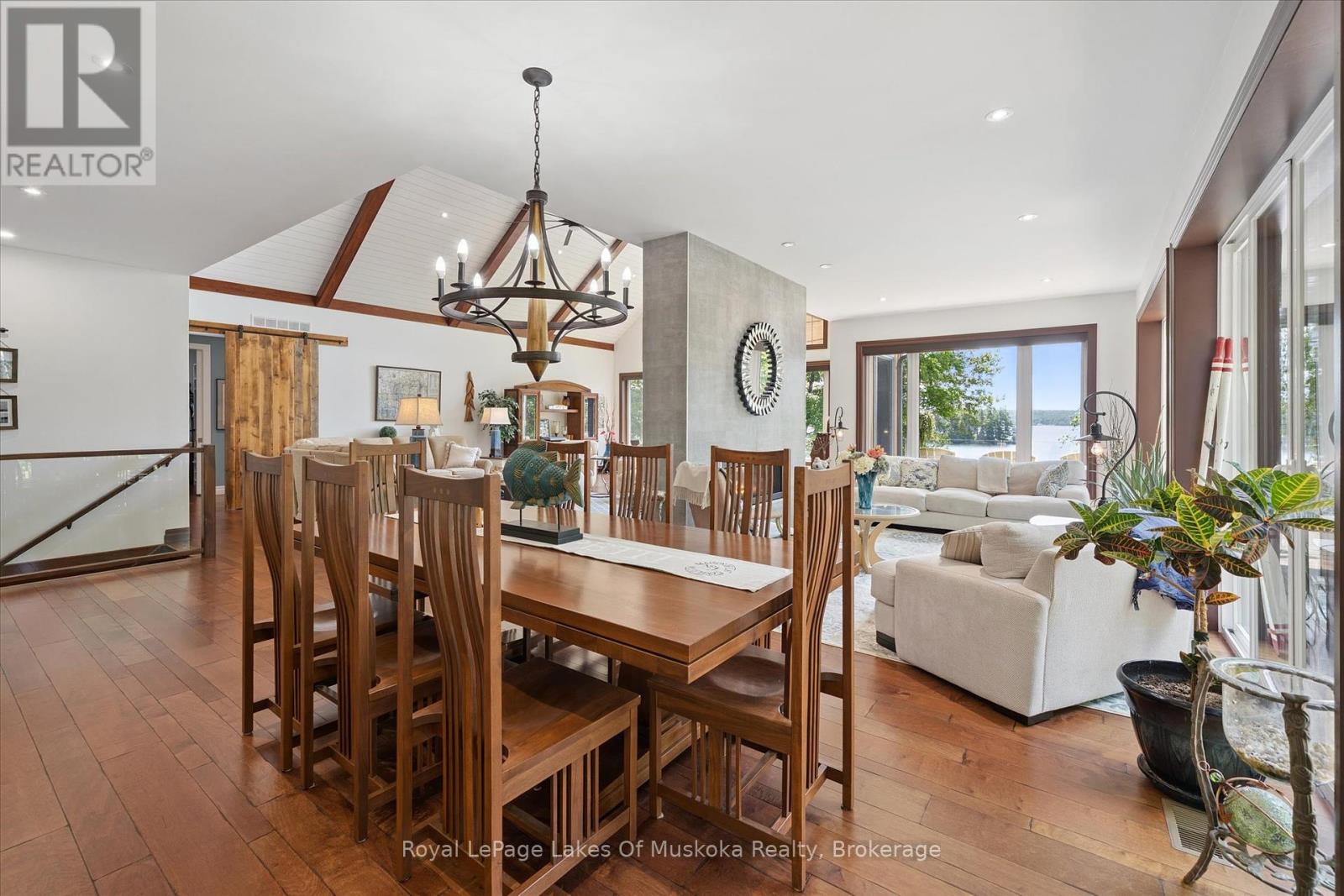 38 Rocky Drive, Huntsville, Ontario  P0B 1M0 - Photo 11 - X12262940
