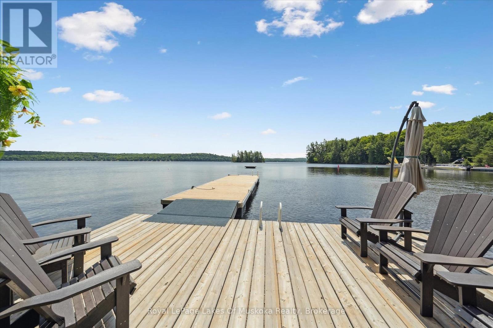 38 Rocky Drive, Huntsville, Ontario  P0B 1M0 - Photo 33 - X12262940