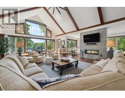 38 ROCKY DRIVE, Huntsville, Ontario