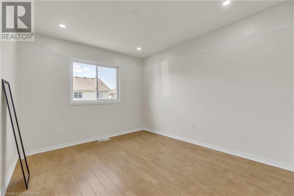 62 Foxglove Crescent, Kitchener, Ontario  N2E 3Y7 - Photo 17 - 40727409