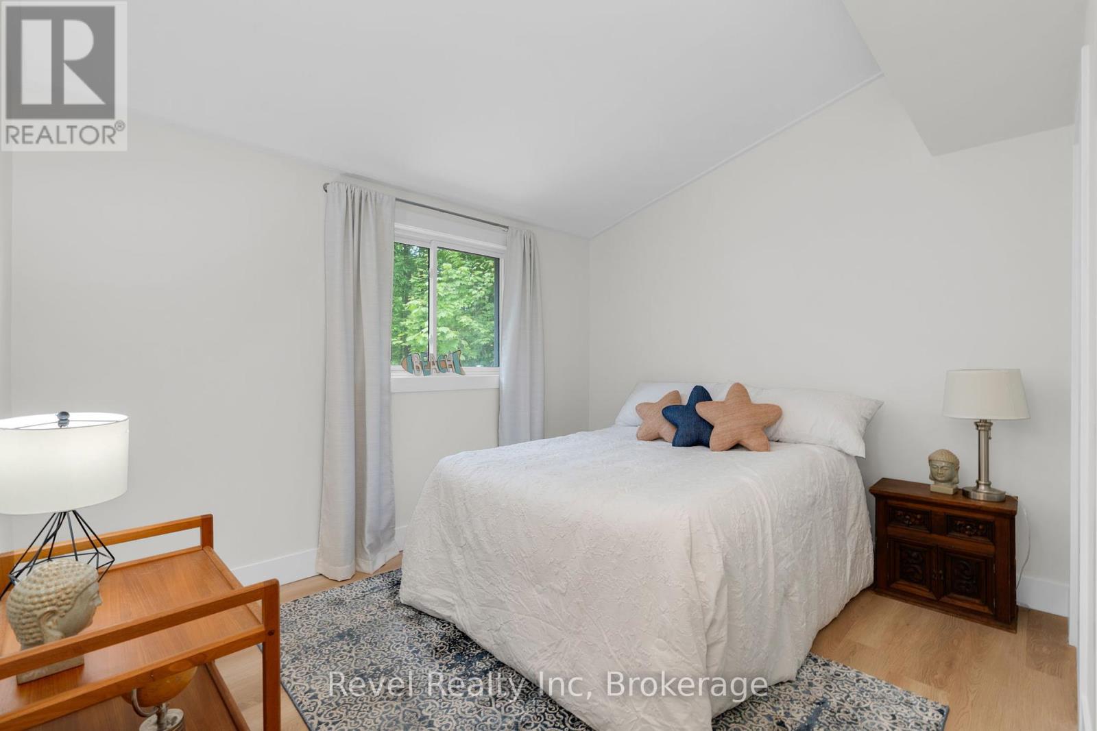 1204 Tiny Beaches Road N, Tiny, Ontario  L9M 0H7 - Photo 11 - S12263006