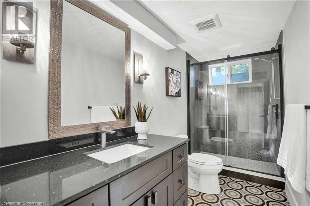 239 Corrie Crescent, Waterloo, Ontario  N2L 5W3 - Photo 42 - 40747884