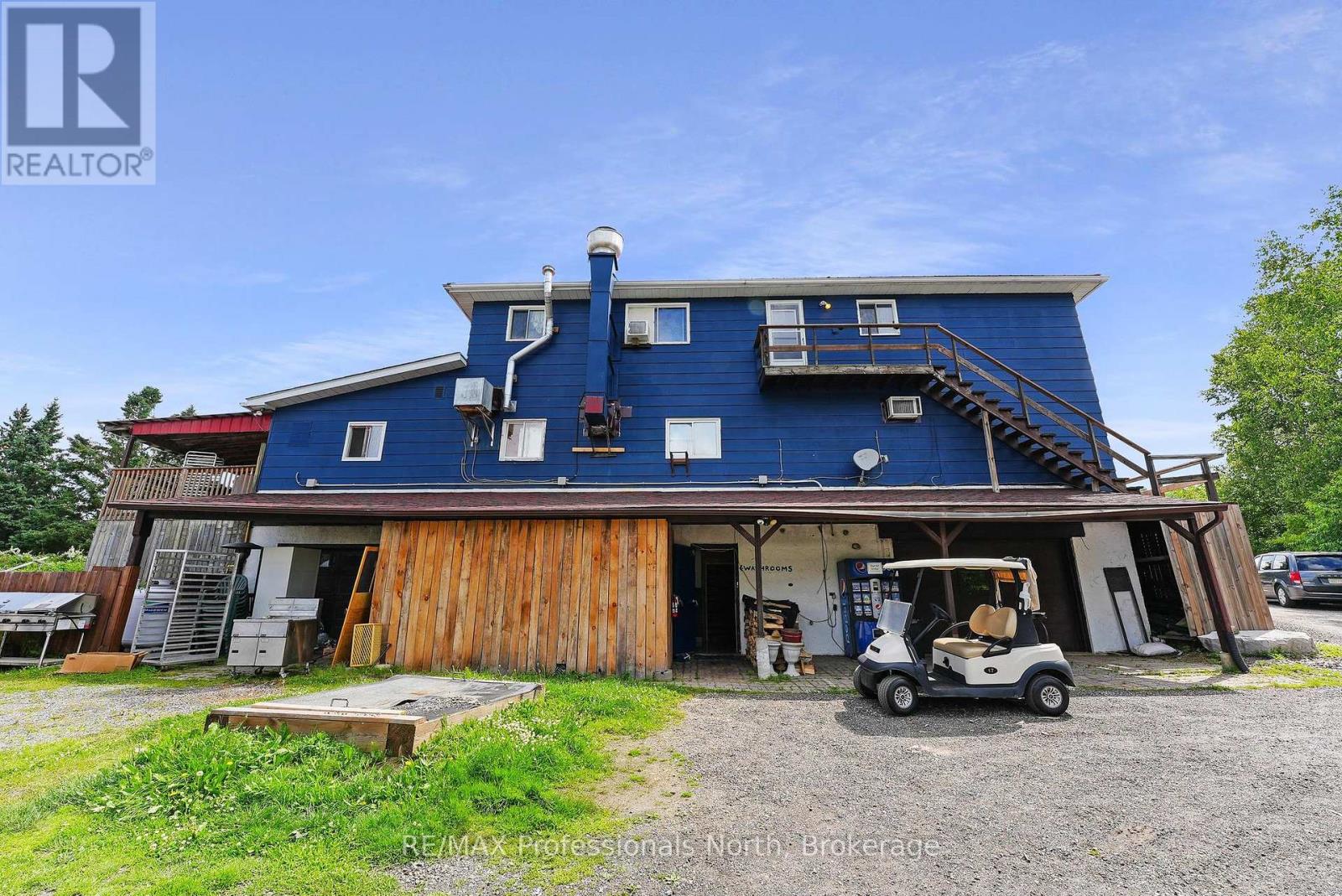 111 Golf Course Road, Minden Hills, Ontario  K0M 2K0 - Photo 33 - X12263087