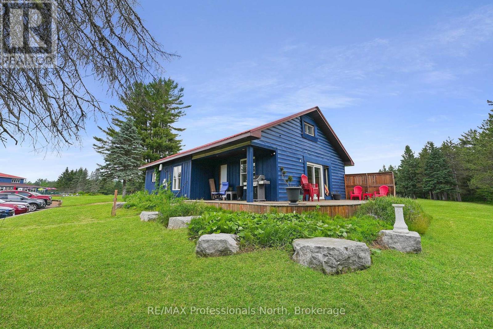 111 Golf Course Road, Minden Hills, Ontario  K0M 2K0 - Photo 42 - X12263087