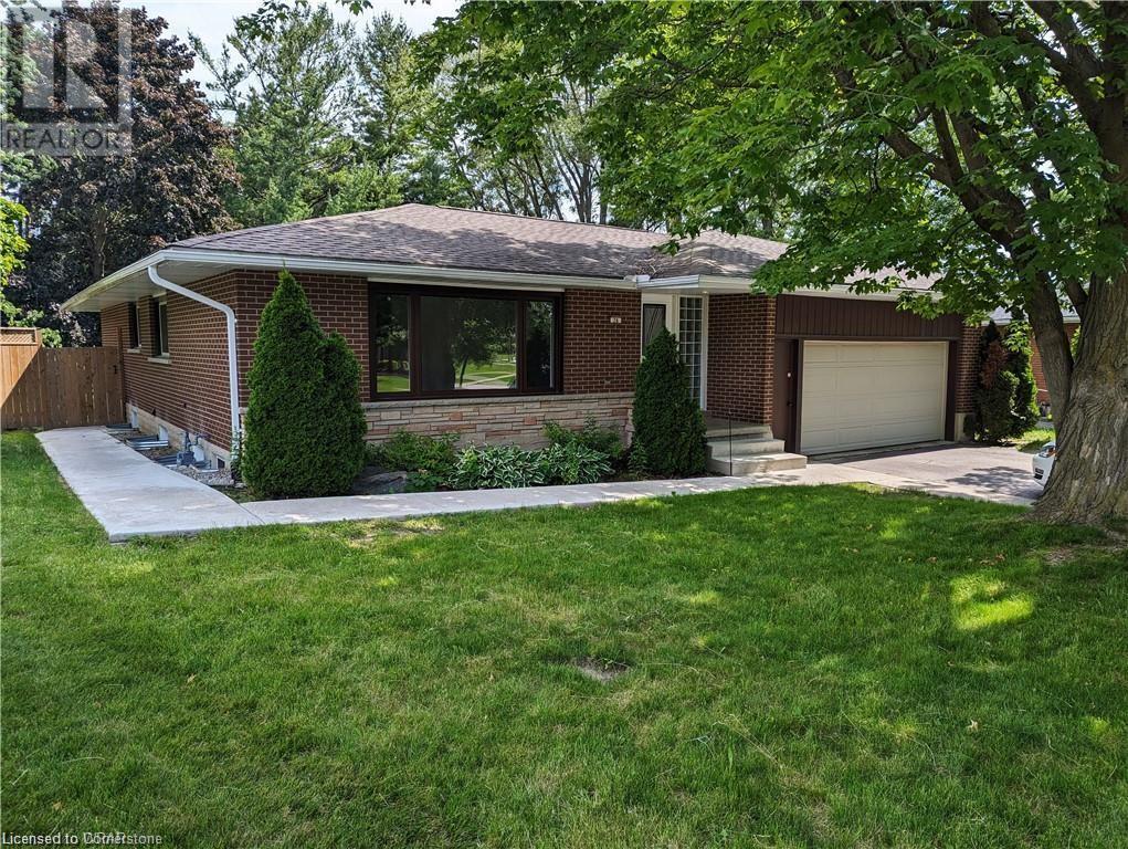 26 SPRINGBANK Crescent Unit# Main, Kitchener, Ontario