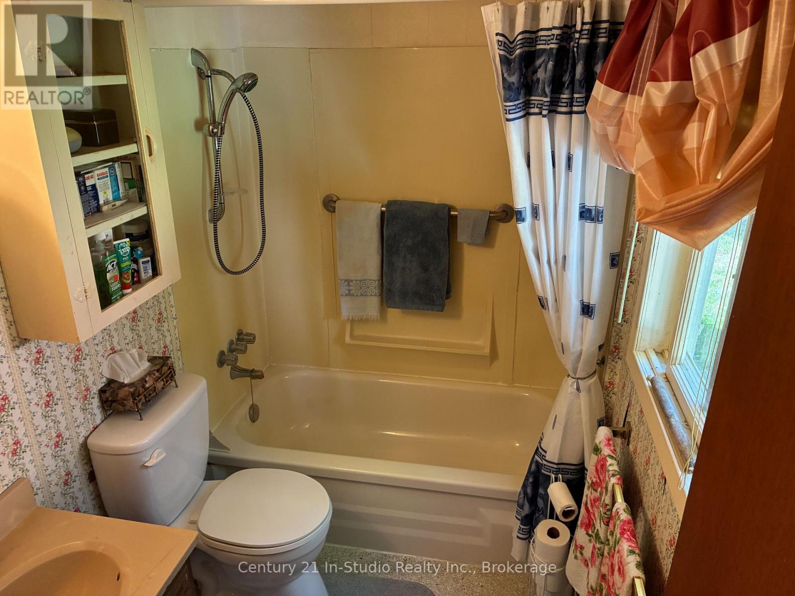 318 Victoria Street, Kincardine, Ontario  N0G 2T0 - Photo 15 - X12263194