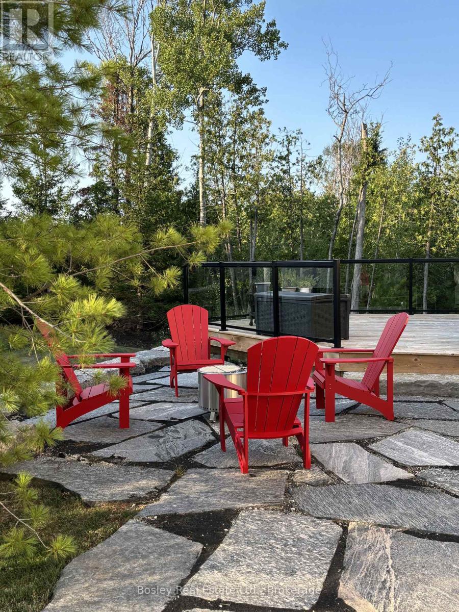 148 Timber Lane, Blue Mountains, Ontario  N0H 2P0 - Photo 47 - X12263219