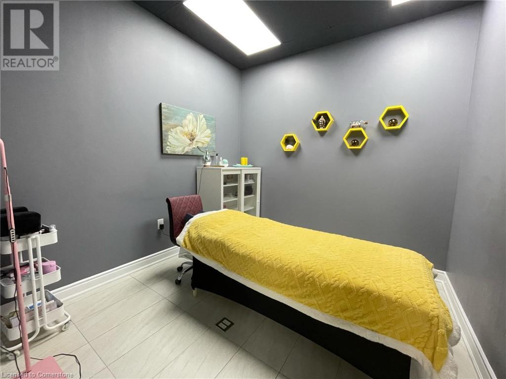 370 Eastbridge Boulevard Unit# 6, Waterloo, Ontario  N2K 4P1 - Photo 2 - 40748080