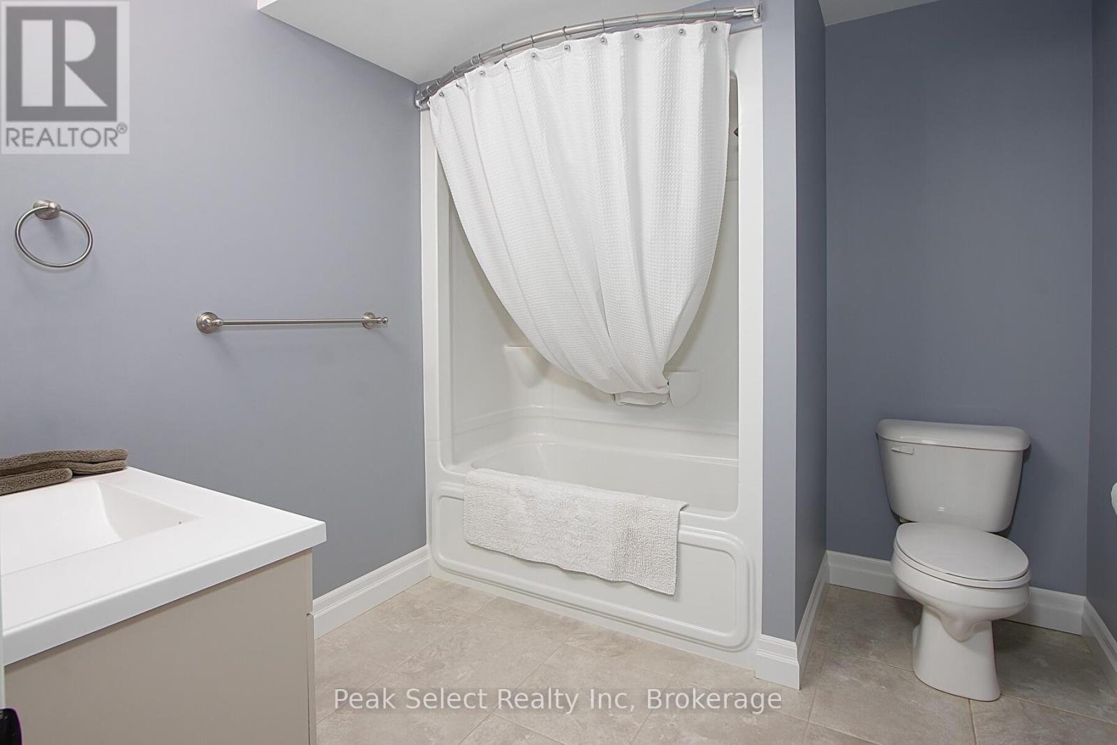 343 Tracy Street, St. Marys, Ontario  N4X 0B4 - Photo 42 - X12263267