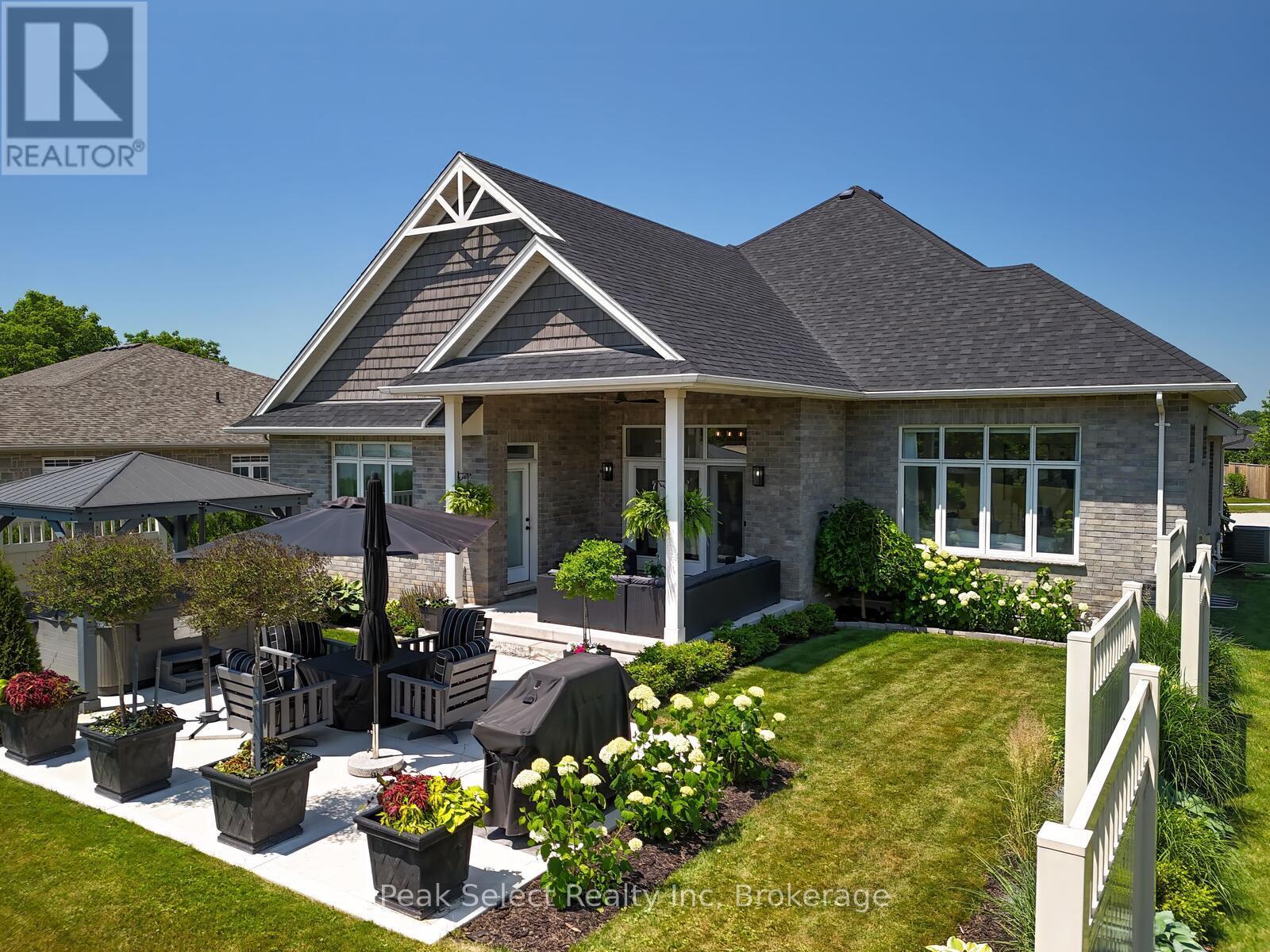 343 Tracy Street, St. Marys, Ontario  N4X 0B4 - Photo 46 - X12263267