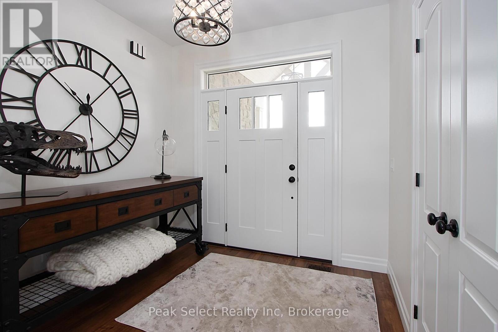 343 Tracy Street, St. Marys, Ontario  N4X 0B4 - Photo 6 - X12263267
