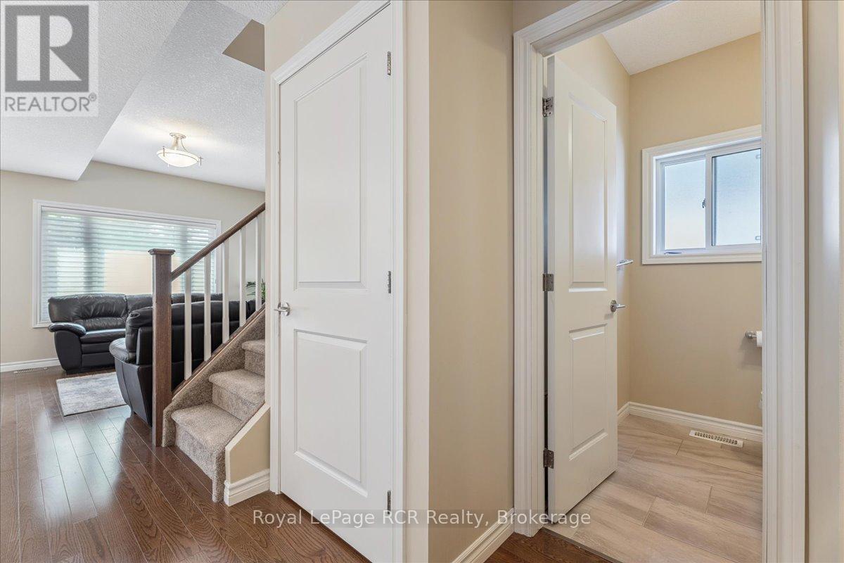 1302 14th Avenue E, Owen Sound, Ontario  N4K 0A1 - Photo 10 - X12263270