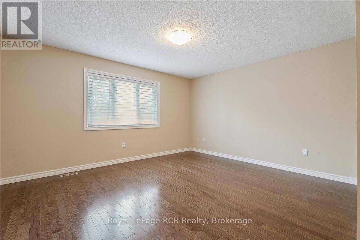 1302 14th Avenue E, Owen Sound, Ontario  N4K 0A1 - Photo 26 - X12263270