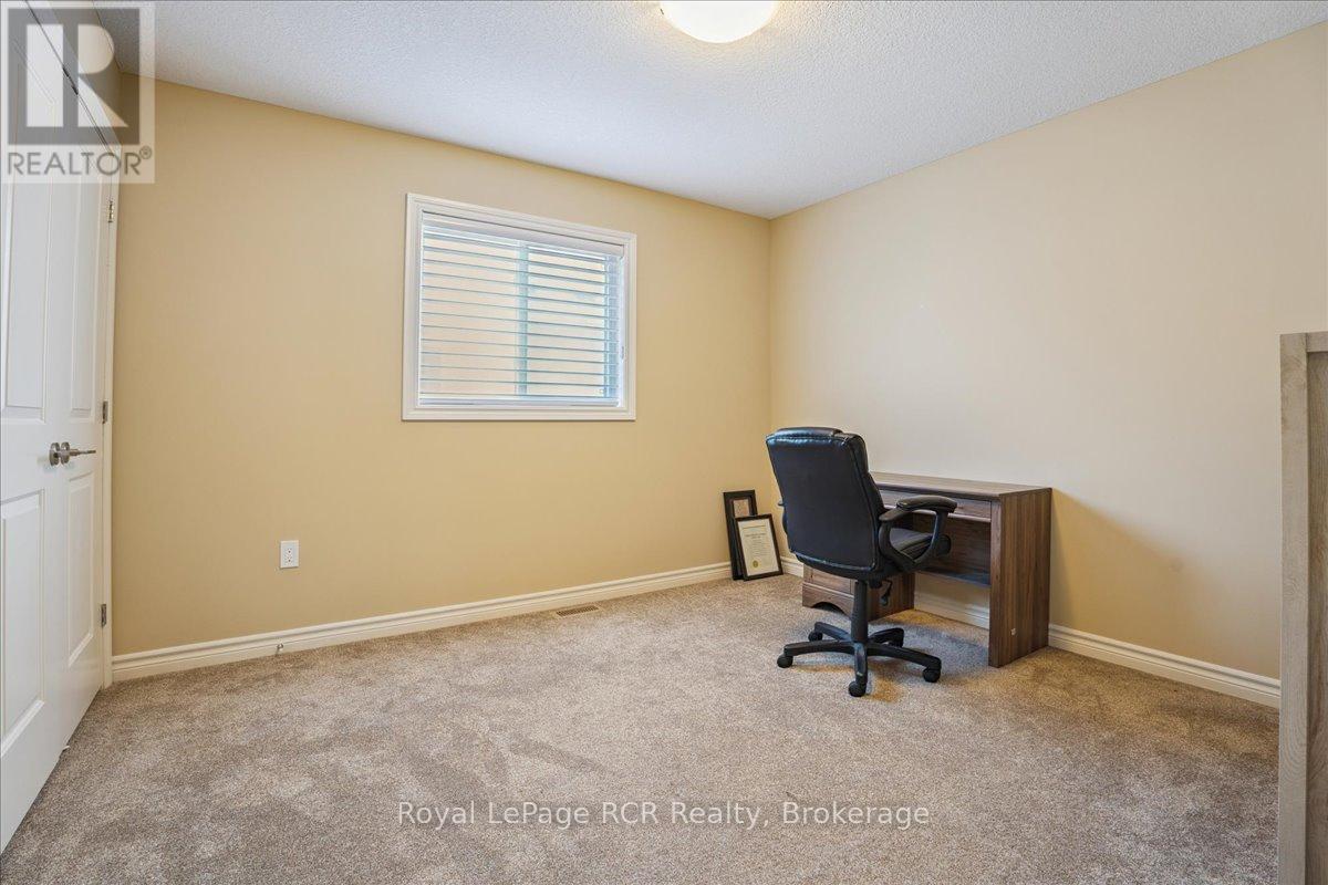 1302 14th Avenue E, Owen Sound, Ontario  N4K 0A1 - Photo 33 - X12263270