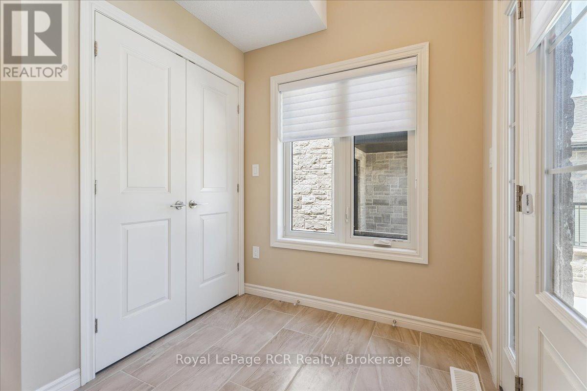 1302 14th Avenue E, Owen Sound, Ontario  N4K 0A1 - Photo 5 - X12263270