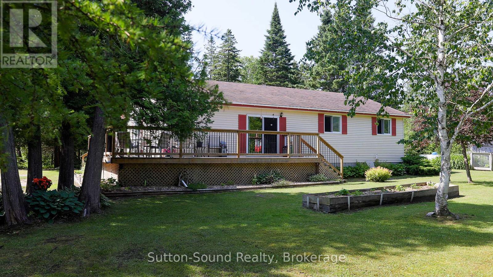 27 WHISKEY HARBOUR ROAD, Northern Bruce Peninsula, Ontario
