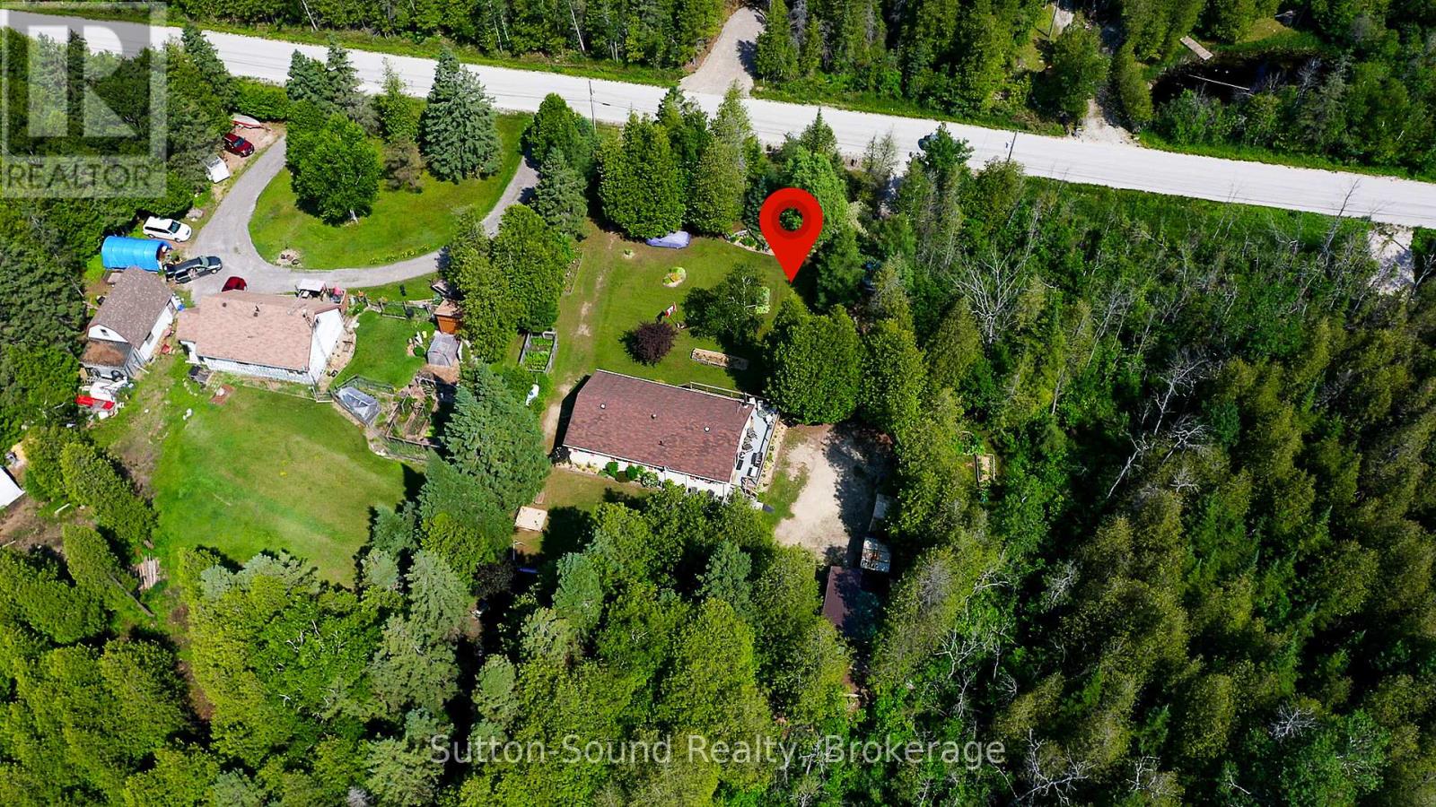 27 Whiskey Harbour Road, Northern Bruce Peninsula, Ontario  N0H 1X0 - Photo 3 - X12263310
