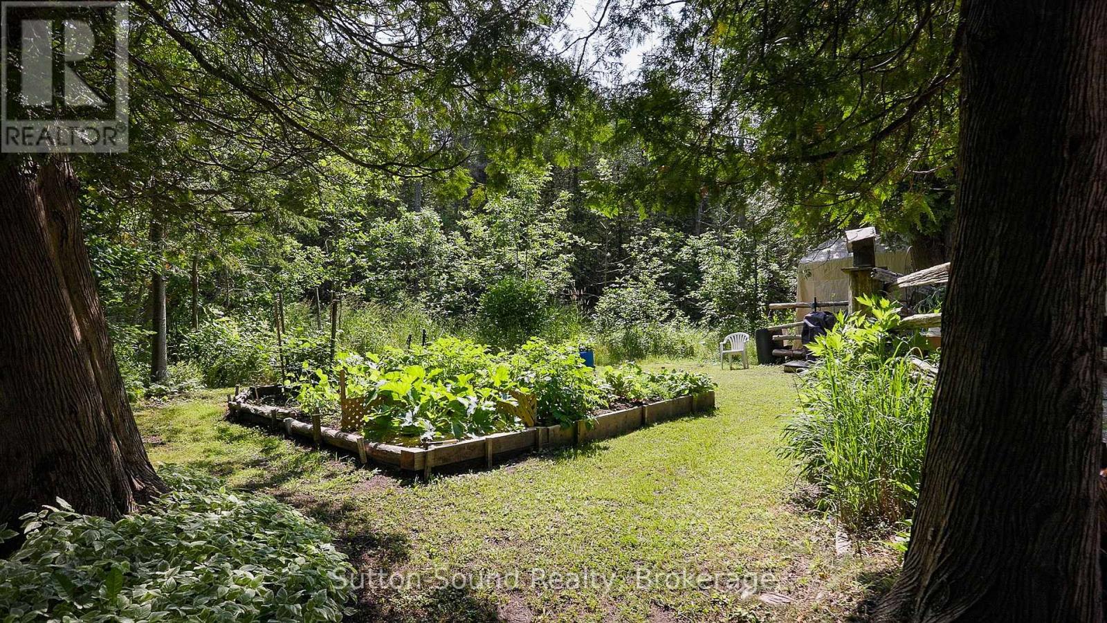 27 Whiskey Harbour Road, Northern Bruce Peninsula, Ontario  N0H 1X0 - Photo 41 - X12263310