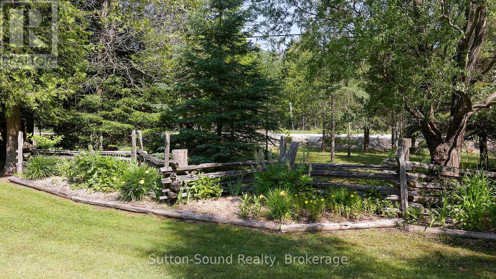 27 Whiskey Harbour Road, Northern Bruce Peninsula, Ontario  N0H 1X0 - Photo 42 - X12263310