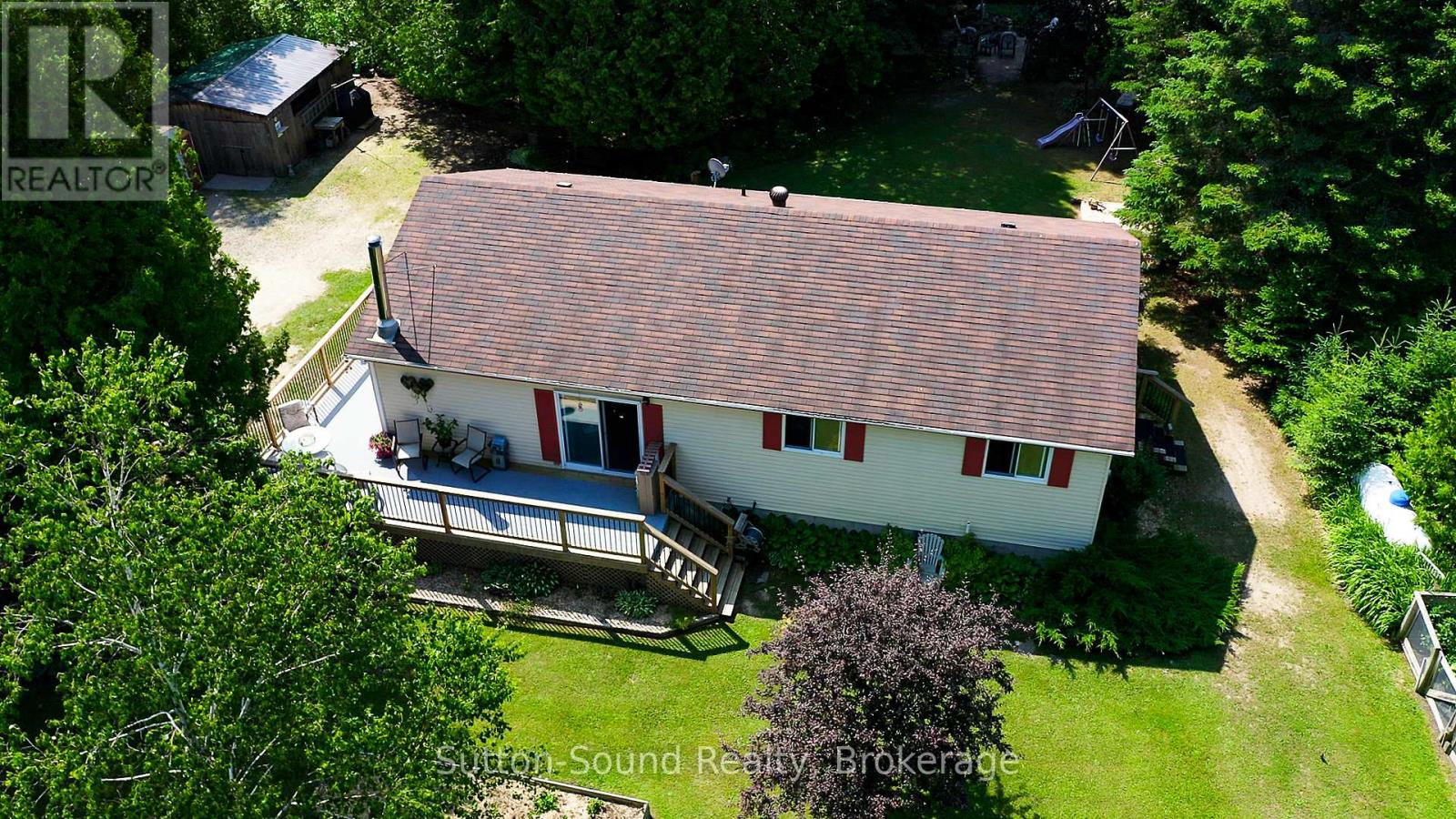 27 Whiskey Harbour Road, Northern Bruce Peninsula, Ontario  N0H 1X0 - Photo 46 - X12263310