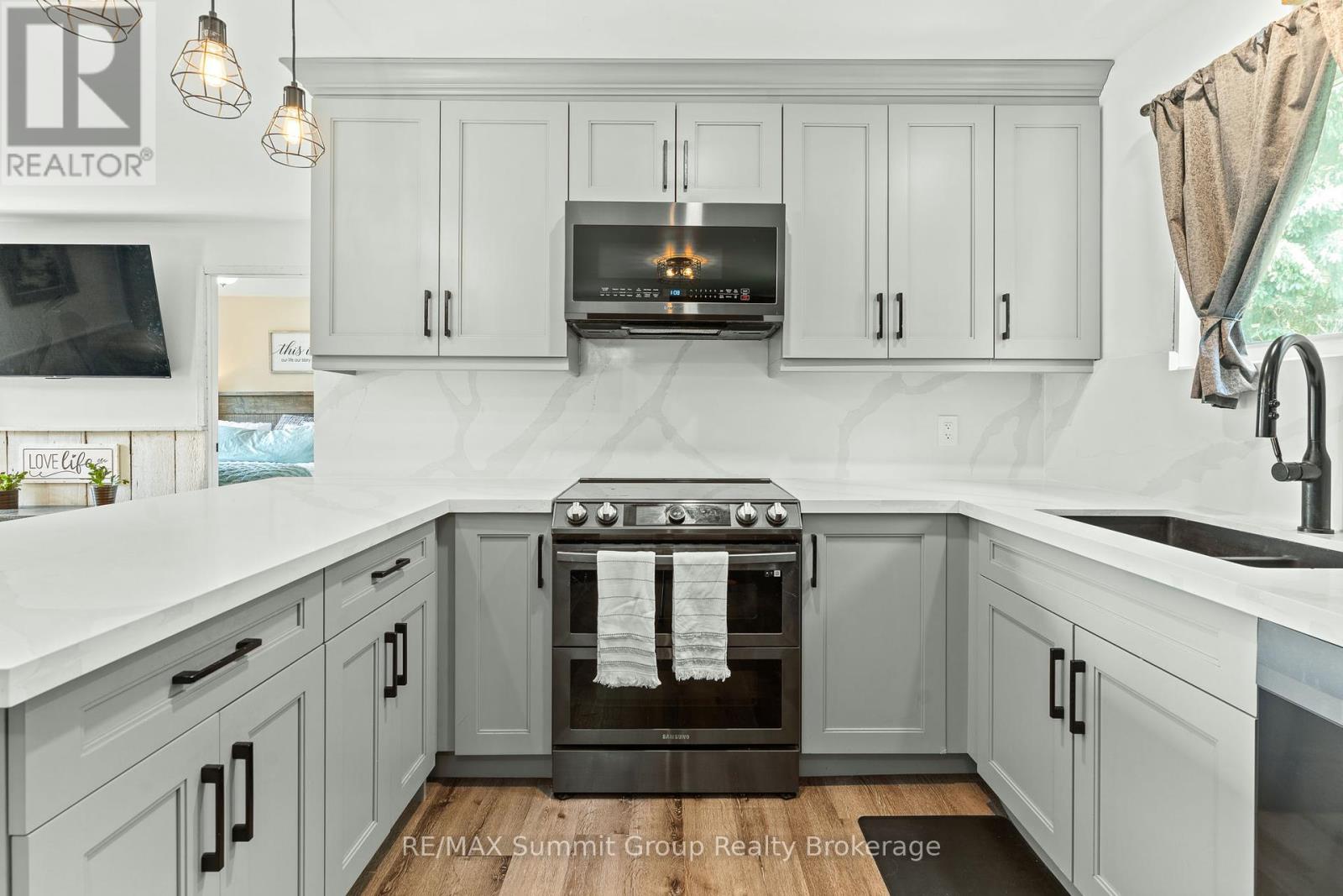 554014 Road 55, Grey Highlands, Ontario  N0C 1M0 - Photo 6 - X12263380