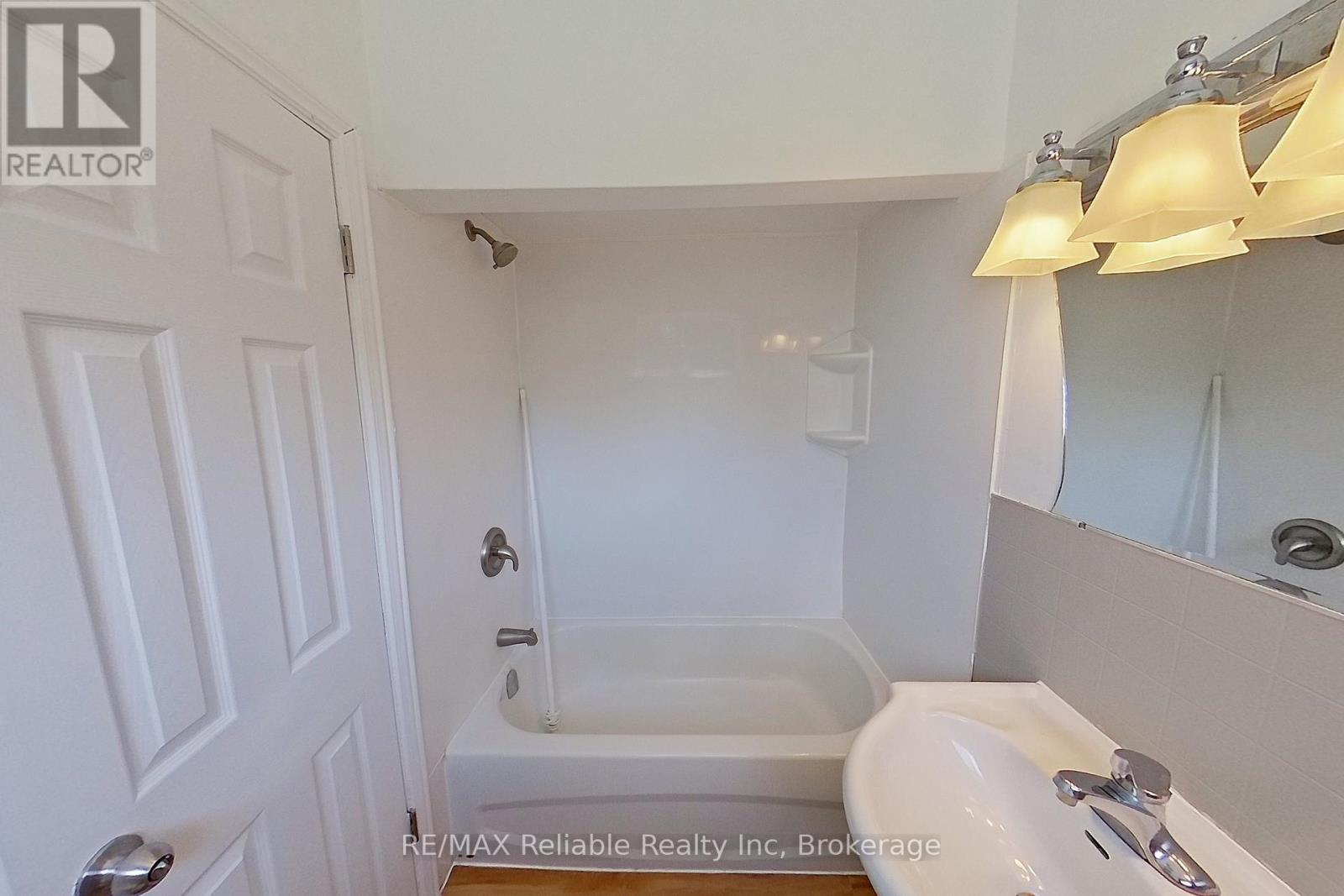 39376 Reid Road, North Huron, Ontario  N0G 2W0 - Photo 17 - X12263384