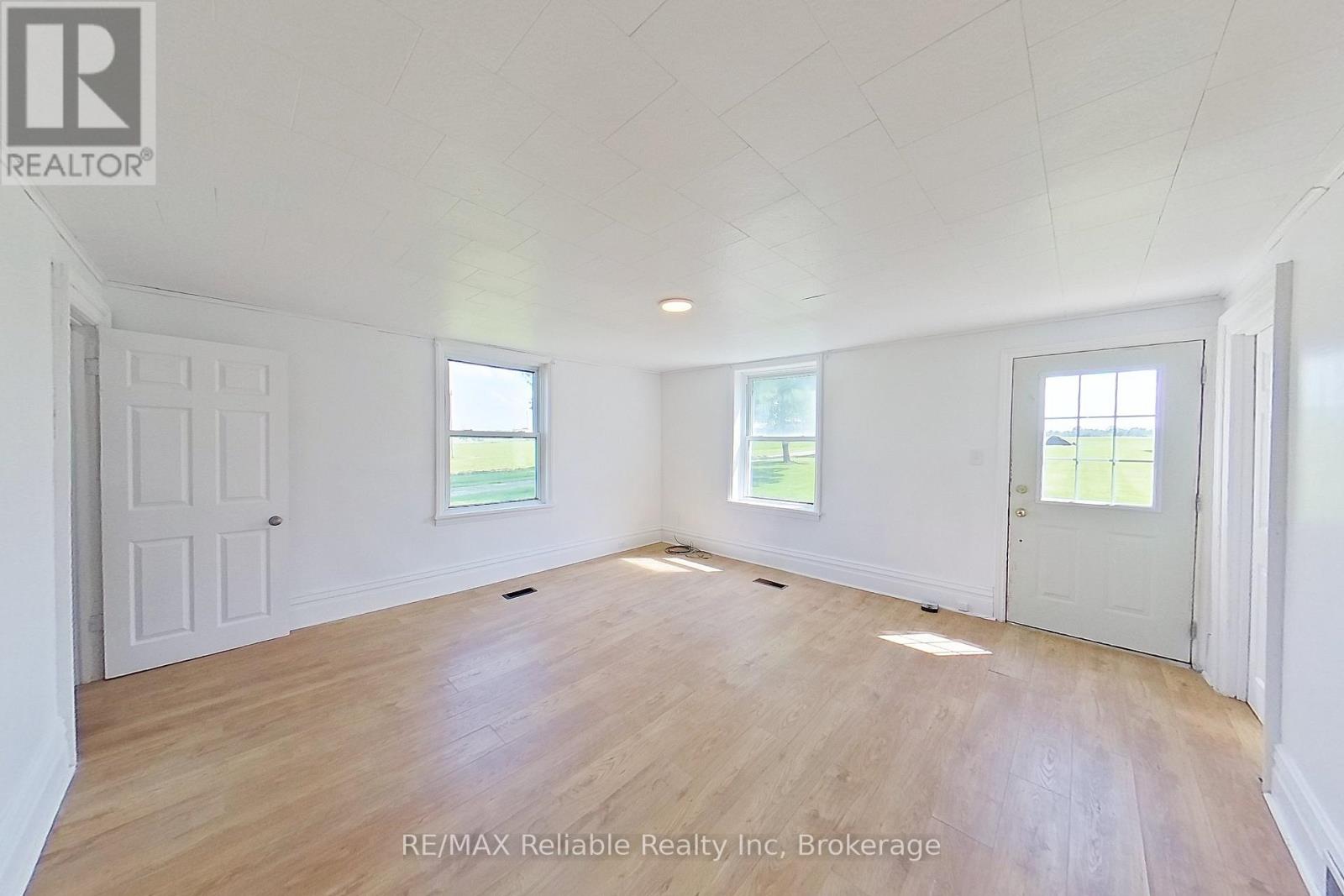 39376 Reid Road, North Huron, Ontario  N0G 2W0 - Photo 23 - X12263384